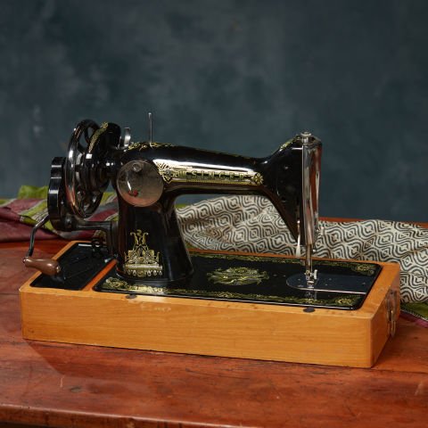 Wooden Base Singer Sewing Machine