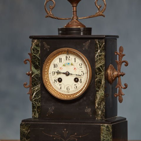 Marble Body Clock