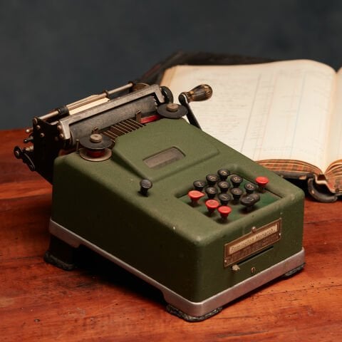 Remington Monarch Hesap Makinesi
