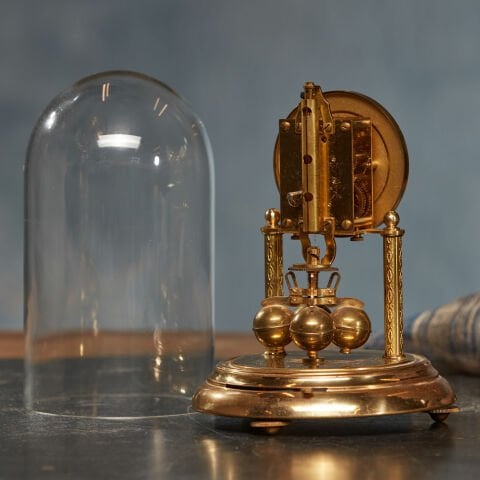 Kern Desk Clock