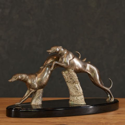 Bronz Köpek Heykeli