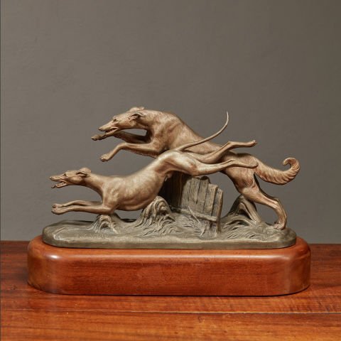 Çift Greyhound Heykel