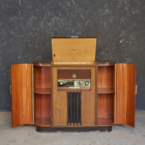 Grundig Cabinet Radio