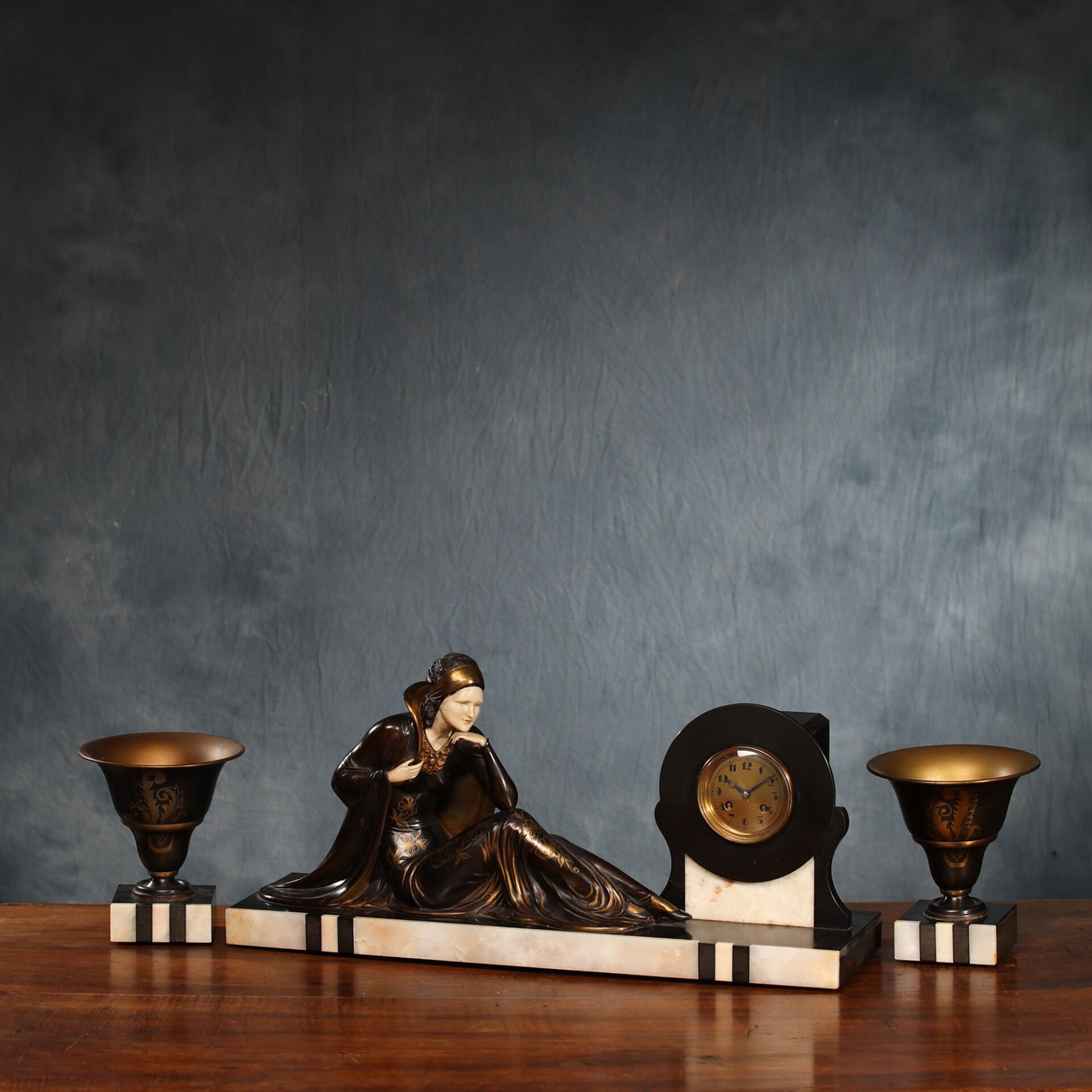 Clock Console Set