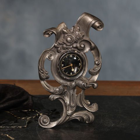 Cast Clock